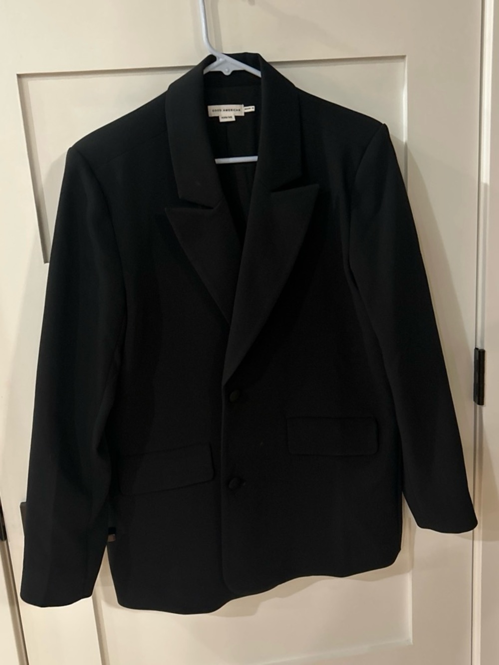 Good American Black Tailored Blazer